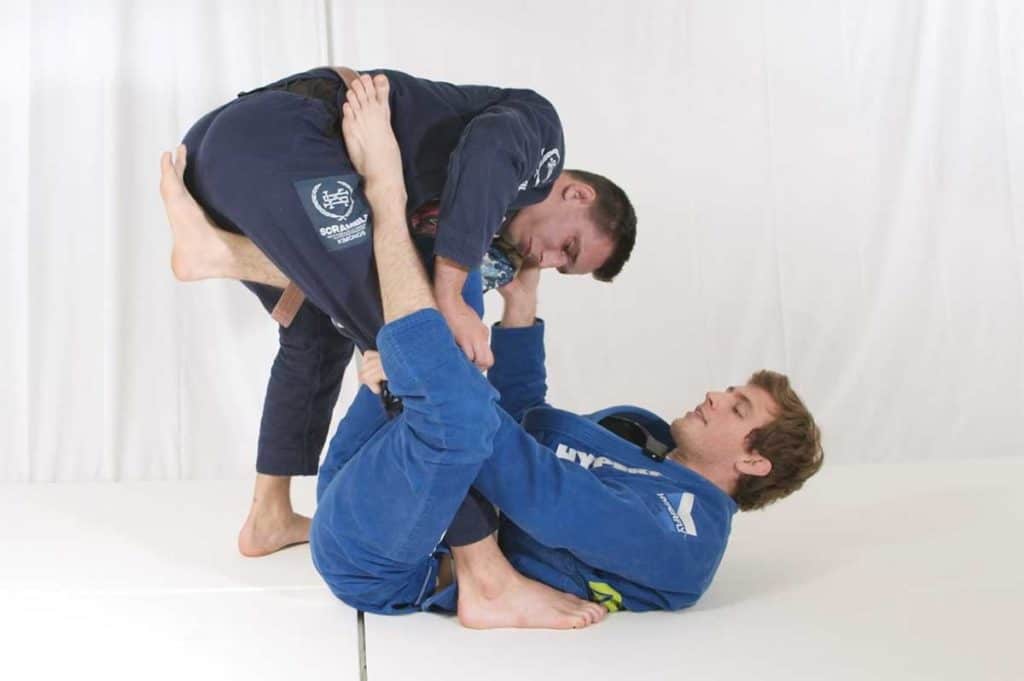 Single-Leg X Worm Guard illustration